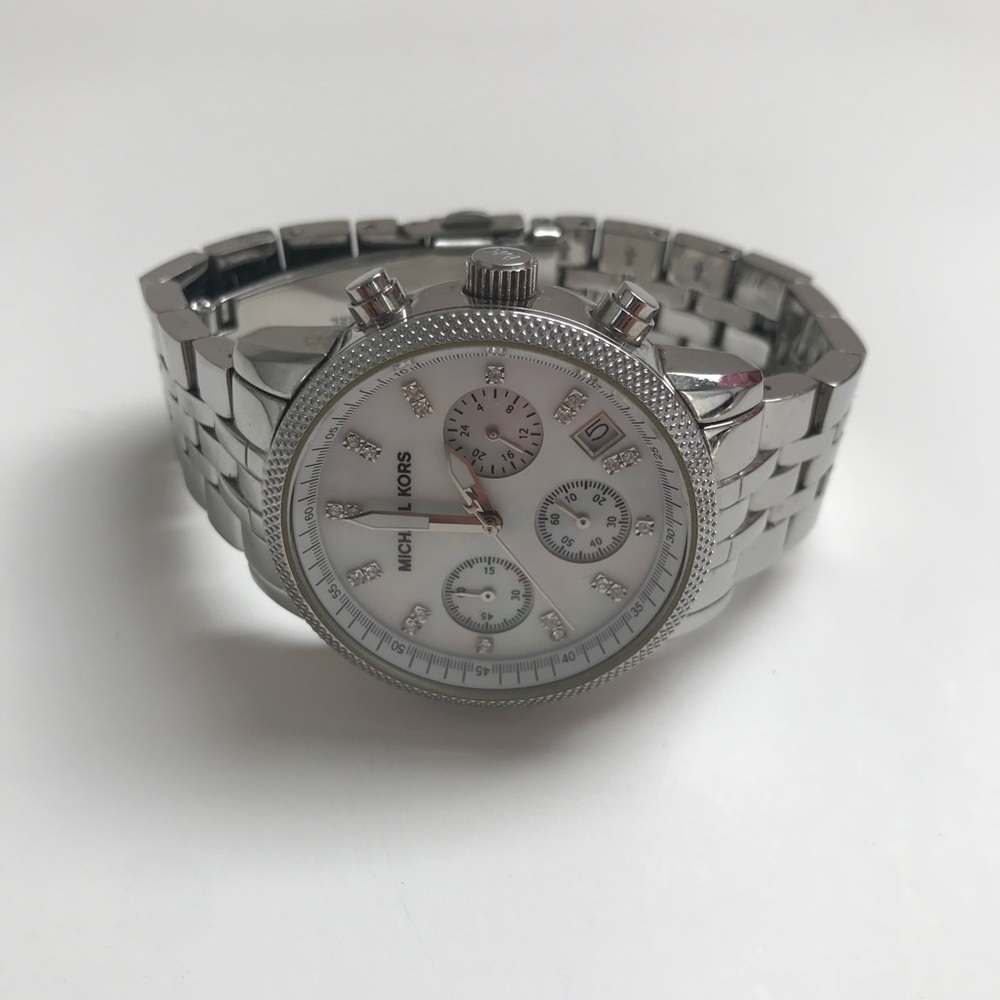 Michael Kors Silver-Tone Watch - Picture 3 of 4